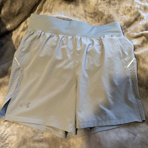 UNDER-ARMOR SHORTS - Picture 1 of 2